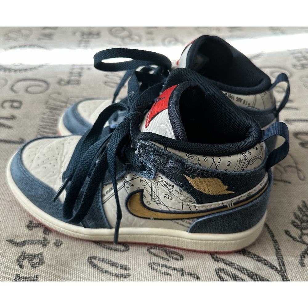 Kids Air Jordan One Take Flight Size 13 C